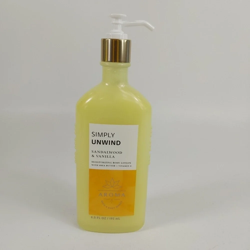BATH & BODY WORKS AROMA SIMPLY UNWIND‎ SANDALWOOD VANILLA BODY LOTION NEW